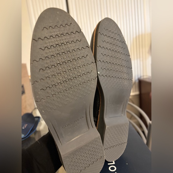 New in box Cole Haan Morris oxfords in black - Picture 4 of 4